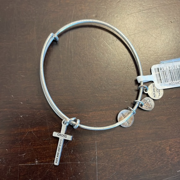 NWT Alex + Ani Cross Charm Bracelet - Picture 2 of 2